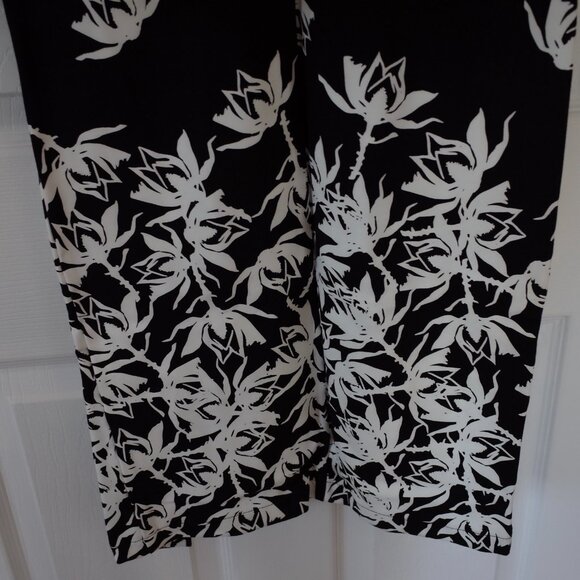 NWT Black and White Floral Dress - Picture 4 of 9